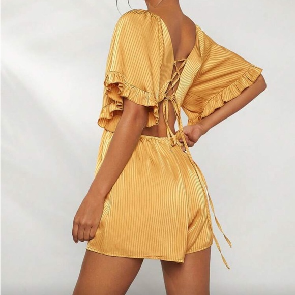 SHEIN Unity Satin Plunge Neck Romper With Ruffle Sleeves size M - Picture 3 of 5